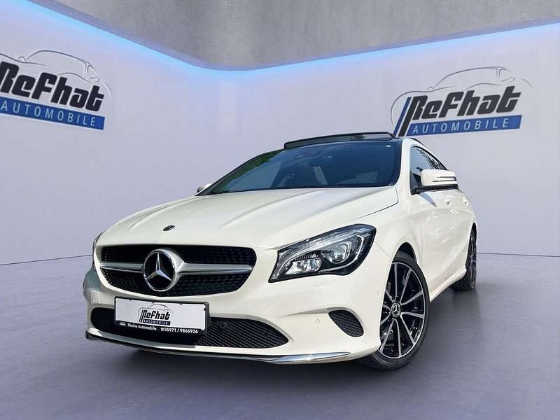 Calcitweiss unilack Gebraucht 2017 Mercedes CLA180 Limousine | 18.300 € (Fairer Preis) - Bild 1/4