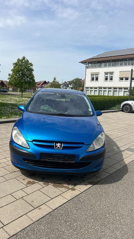 Gebraucht Peugeot 307 Tendance 109 PS (80 kW) 2002 Blau Limousine