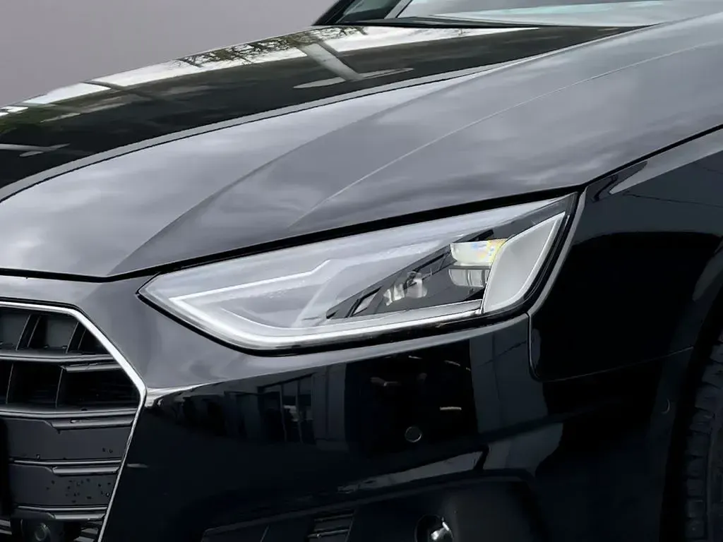 Gebraucht Audi A4 150 PS (110 kW) 2024 Brillantschwarz Kombi