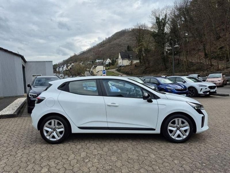 Gebraucht Renault Clio V Evolution 91 PS (66 kW) 2025 Weiß Limousine