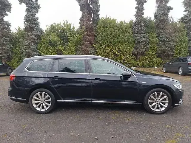 Gebraucht VW Passat Highline 239 PS (175 kW) 2016 Schwarz Kombi