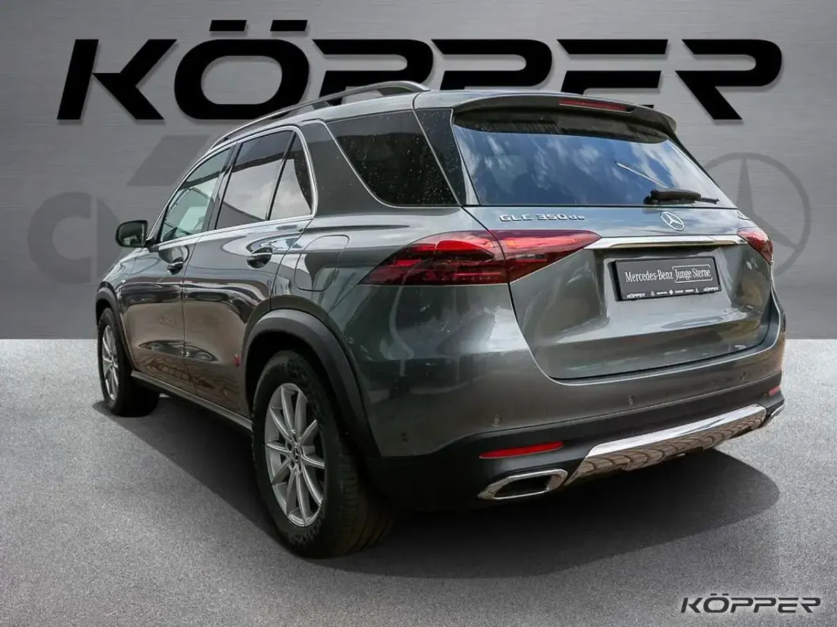 Gebraucht Mercedes GLE350 Advanced 197 PS (144 kW) 2025 Grau SUV