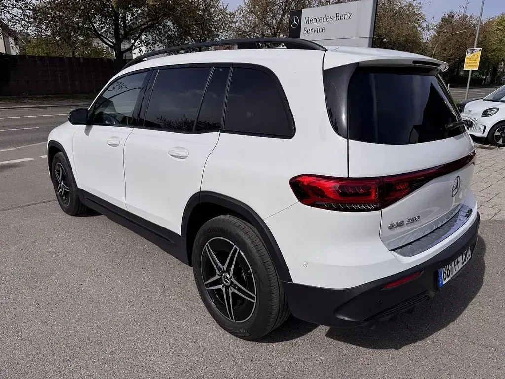 Gebraucht Mercedes EQB250 Advanced 139 kW (190 PS) 2023 Weiß SUV