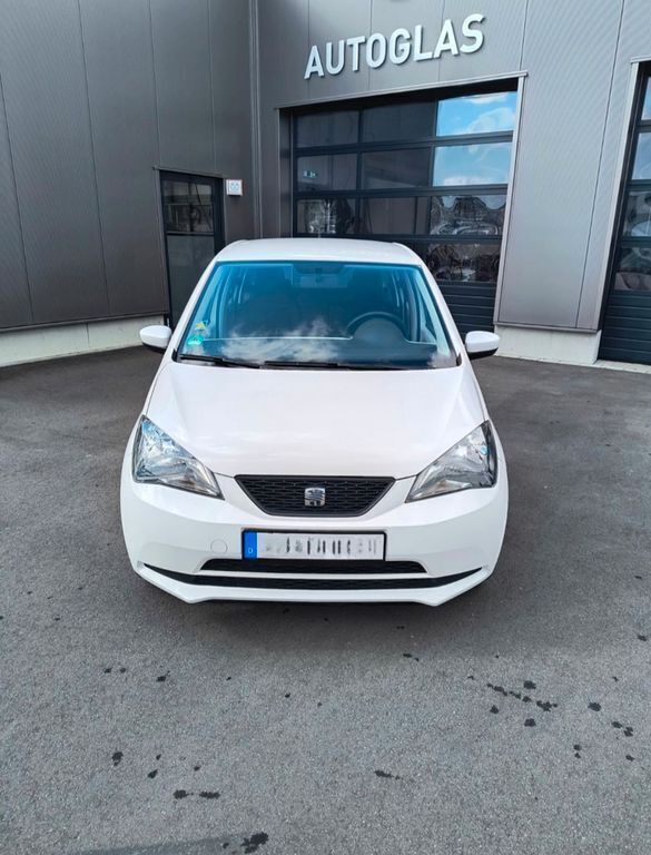 Weiß Gebraucht 2013 Seat Mii Style Kleinwagen | 4.550 € (Fairer Preis) - Bild 1/4