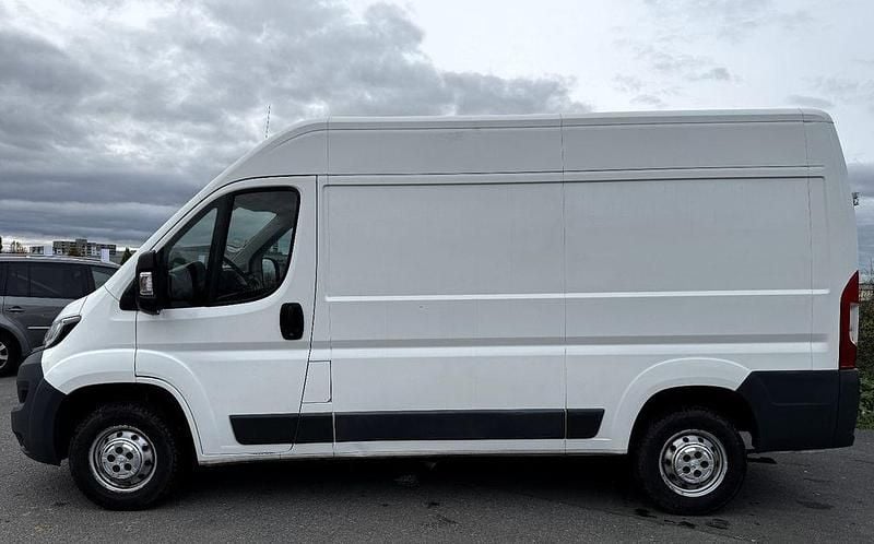 Gebraucht Peugeot Boxer 163 PS (119 kW) 2017 Weiß Van