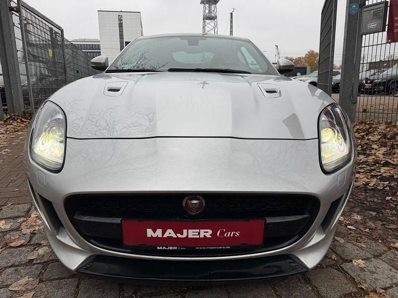 Silber metallic Gebraucht 2017 Jaguar F-Type | 35.390 € (Superpreis) - Bild 1/1