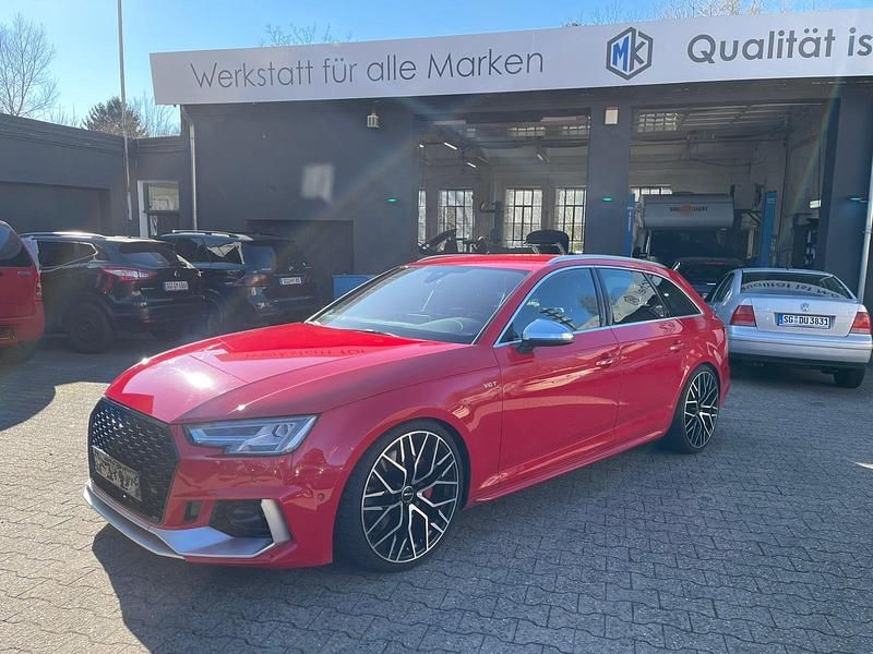 Second-hand Audi S4 354 CP (260 kW) 2018 Roșu Break