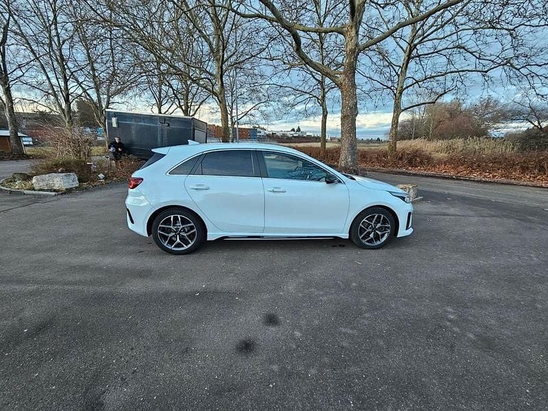 Gebraucht Kia Ceed GT GT-Line 140 PS (102 kW) 2020 Schwarz Limousine