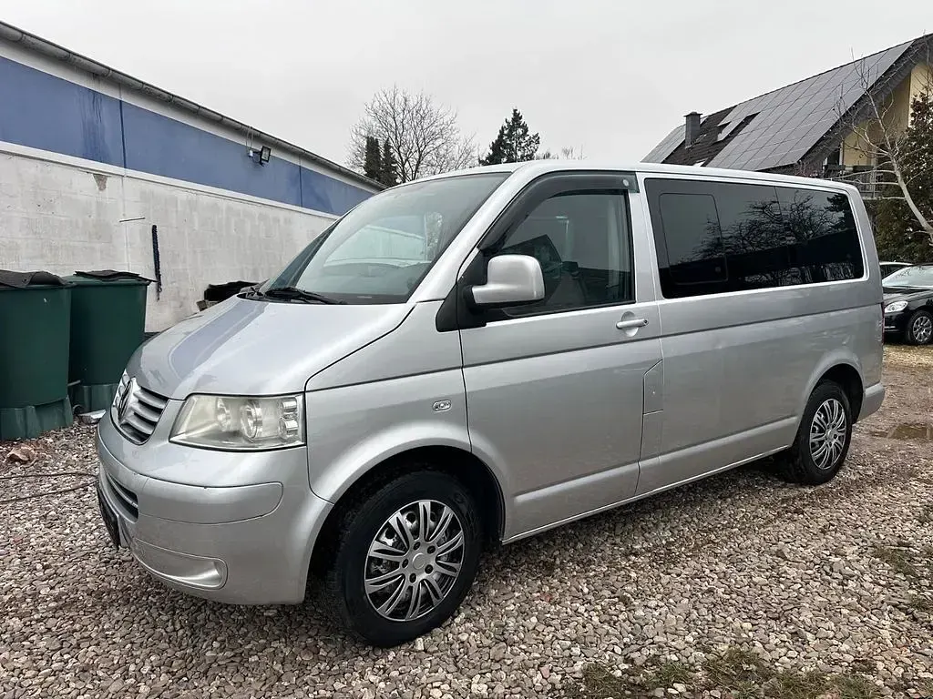 Gebraucht VW Caravelle 131 PS (96 kW) 2008 Silber Van