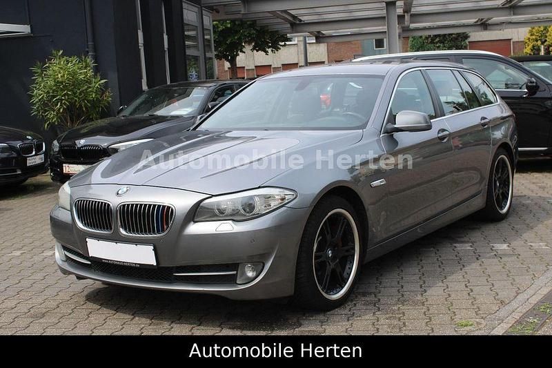 Grau Gebraucht 2012 BMW 530 Kombi | 6.990 € (Superpreis) - Bild 1/4