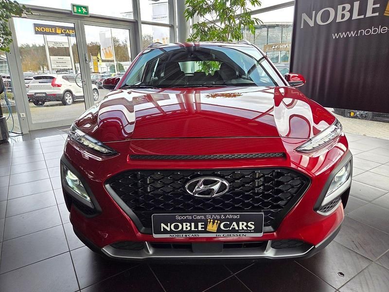 Gebraucht Hyundai Kona Trend 177 PS (130 kW) 2020 Pulse red (metallic) SUV