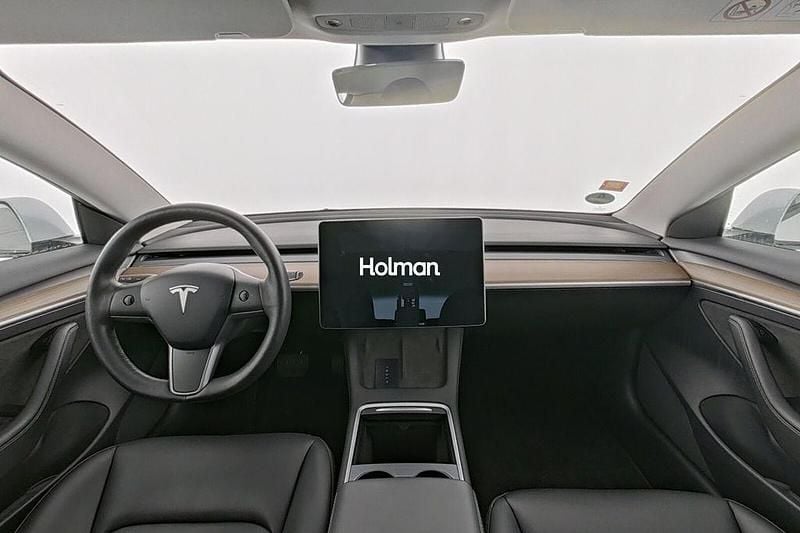 Gebraucht Tesla Model 3 Standard Range 208 kW (283 PS) 2021 Weiß Limousine