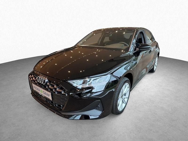 Schwarz Neu 2025 Audi A3 Sportback e-tron Limousine | 37.359 € (Superpreis) - Bild 1/4