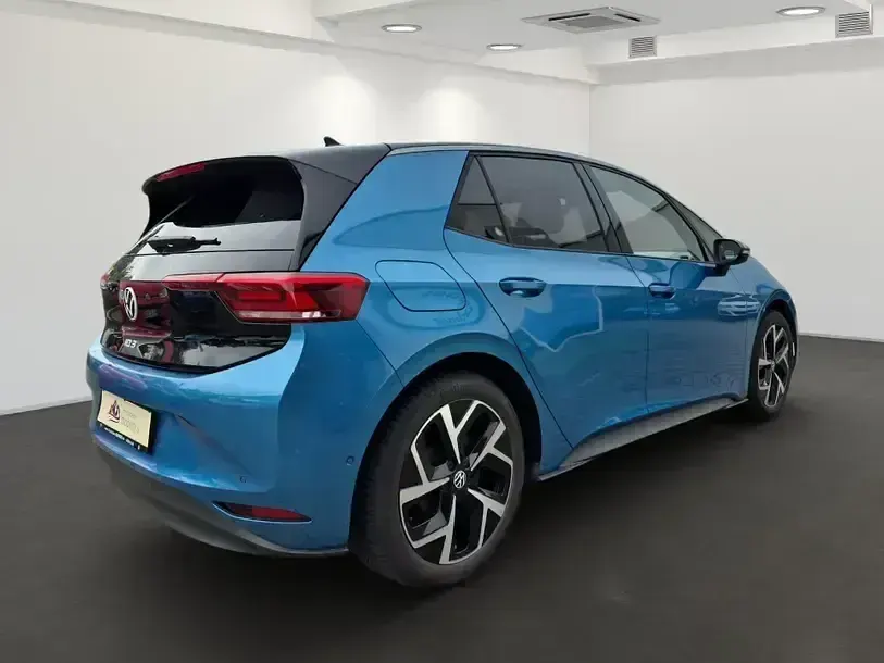Second-hand VW ID.3 Pro 150 kW (204 CP) 2024 Albastru Hatchback