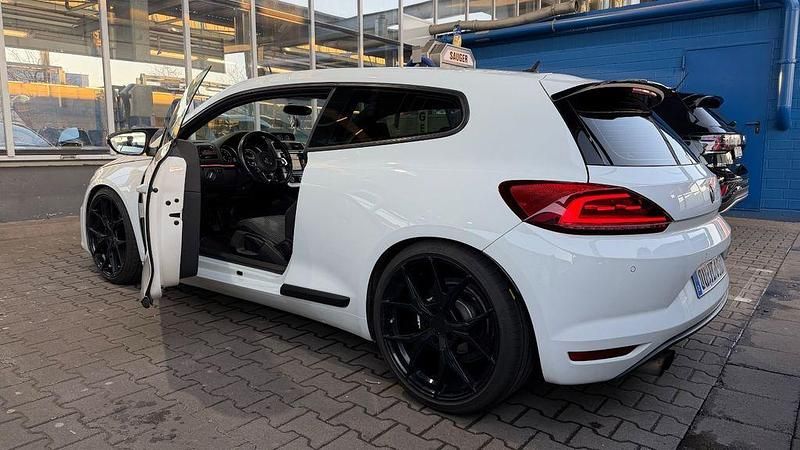 Gebraucht VW Scirocco 125 PS (91 kW) 2016 Weiß Coupé