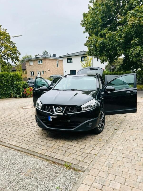Schwarz Gebraucht 2013 Nissan Qashqai SUV | 9.100 € - Bild 1/4