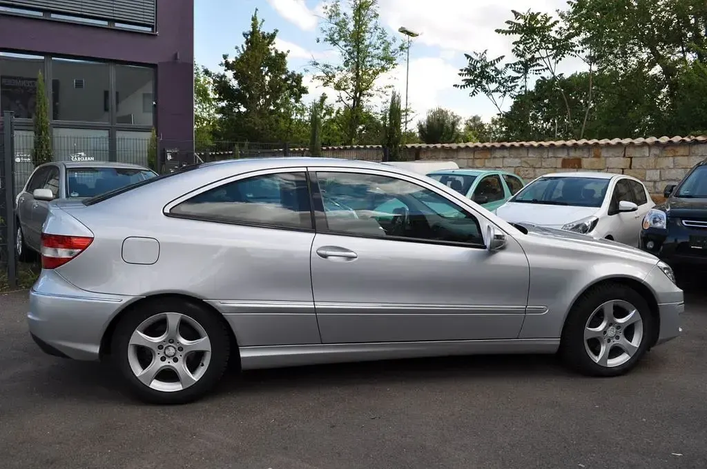 Gebraucht Mercedes CLC200 122 PS (89 kW) 2008 Silber Kleinwagen