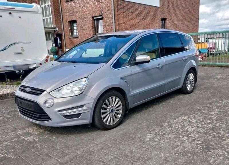 Second-hand Ford S-MAX S 163 CP (119 kW) 2013 Gri Monovolum