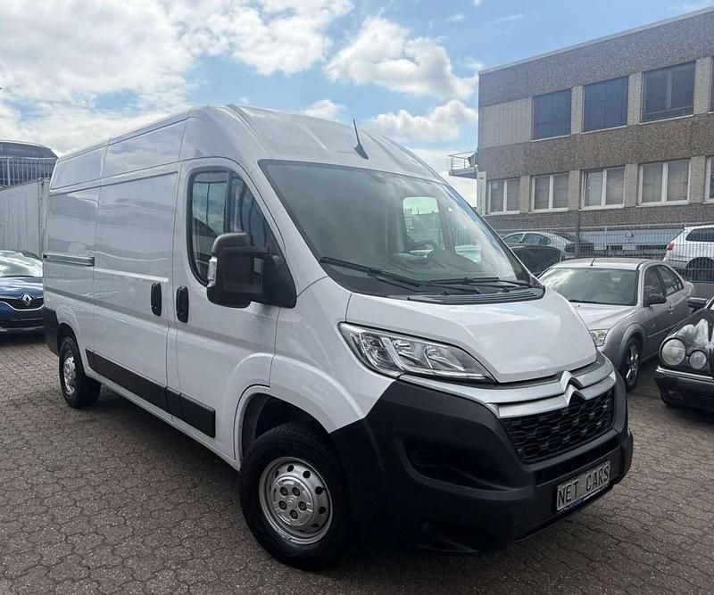 Weiß Gebraucht 2023 Citroën Jumper Van / Kleinbus | 21.950 € (Superpreis) - Bild 1/3