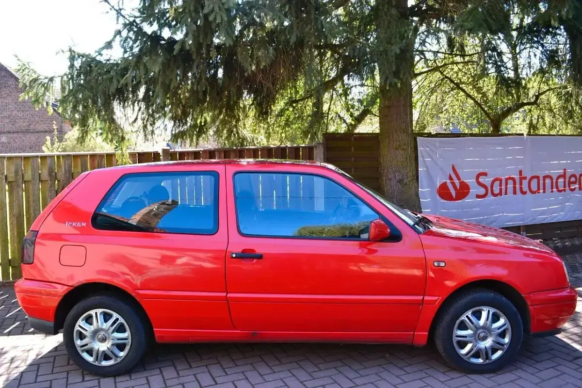 Gebraucht VW Golf III 60 PS (44 kW) 1997 Rot Kleinwagen