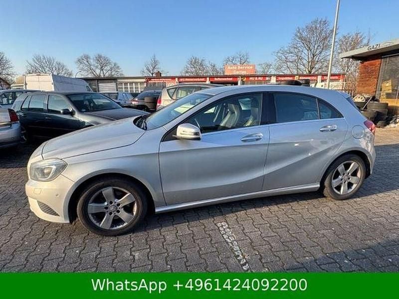 Gebraucht Mercedes A200 195 PS (143 kW) 2014 Silber Limousine