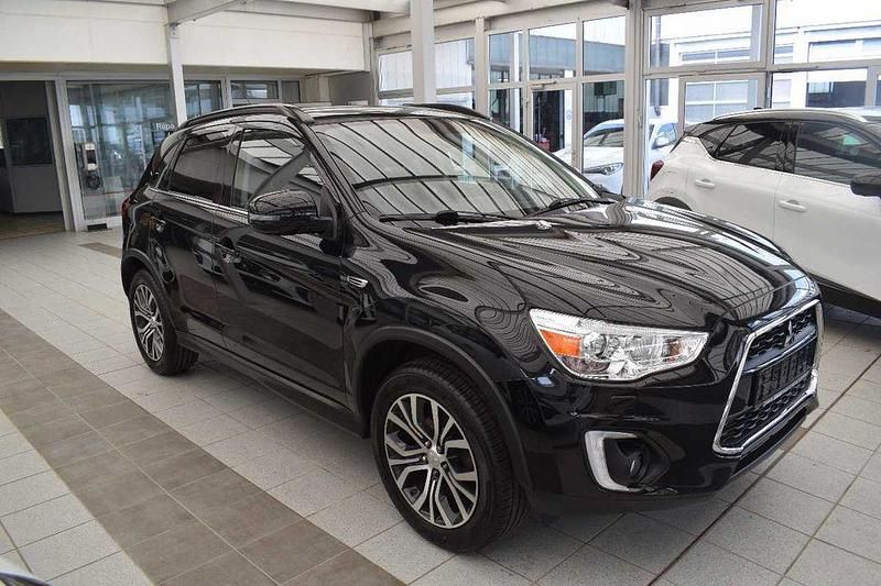 Gebraucht Mitsubishi ASX 117 PS (86 kW) 2016 Schwarz SUV