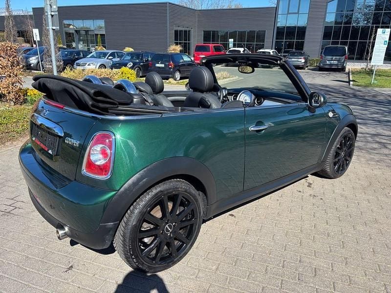 Second-hand Mini Cooper Cabriolet 122 CP (89 kW) 2011 Verde Cabrio