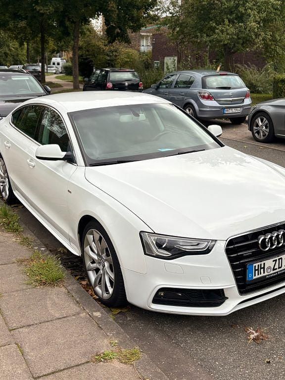 Weiß Gebraucht 2016 Audi A5 Sportback Limousine | 14.500 € (Fairer Preis) - Bild 1/4