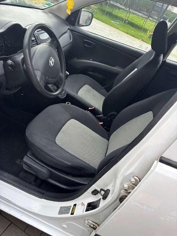 Gebraucht 2010 Hyundai i10 Edition+ Kleinwagen | 800 € (Superpreis) - Bild 1/4