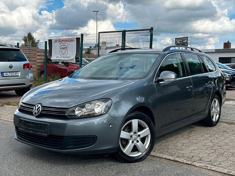 Grau Gebraucht 2010 VW Golf Comfortline Kombi | 2.990 € (Superpreis) - Bild 1/4