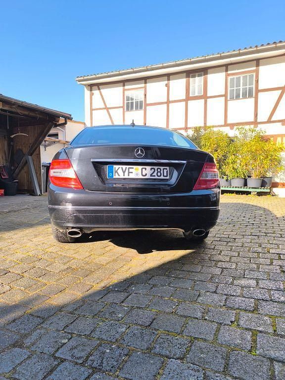 Gebraucht Mercedes C280 Elegance 231 PS (169 kW) 2009 Schwarz Limousine