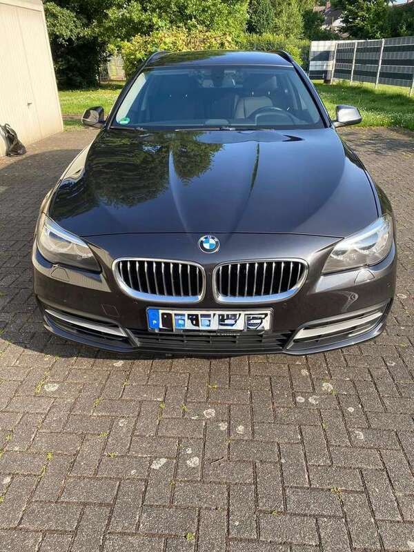 Grau Gebraucht 2016 BMW 525 Kombi | 16.995 € (Fairer Preis) - Bild 1/4