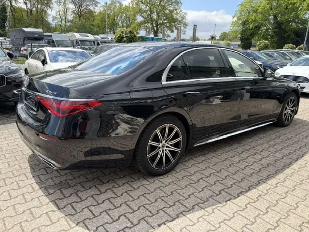 Gebraucht Mercedes S500L AMG line 435 PS (319 kW) 2021 Obsidianschwarz (metallic) Limousine