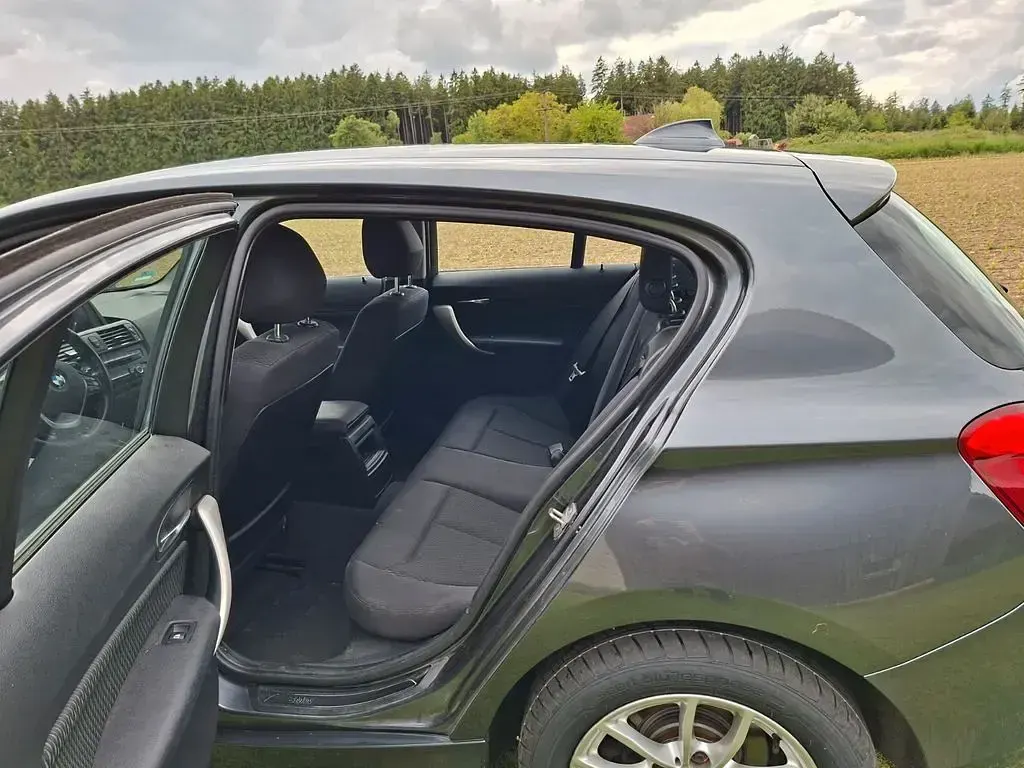 Gebraucht BMW 116 136 PS (100 kW) 2014 Grau Kleinwagen