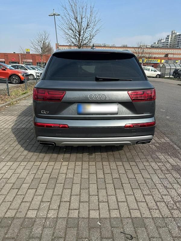 Gebraucht Audi Q7 S-Line 340 PS (250 kW) 2016 Grau SUV