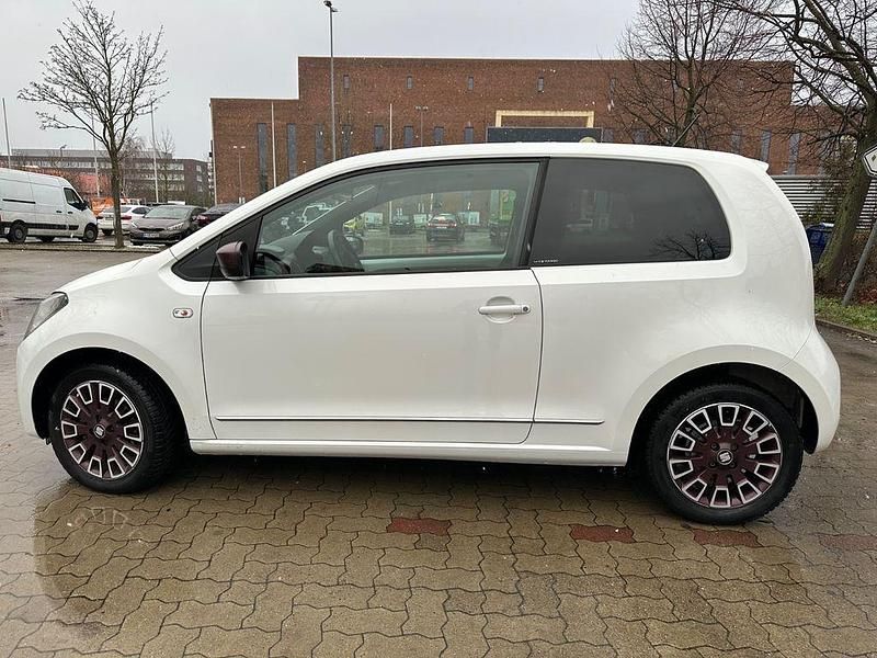 Weiß Gebraucht 2015 Seat Mii Kleinwagen | 6.200 € (Fairer Preis) - Bild 1/4