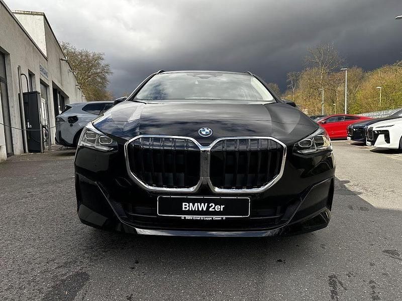 Gebraucht BMW 225 245 PS (180 kW) 2026 Schwarz uni Van / Kleinbus