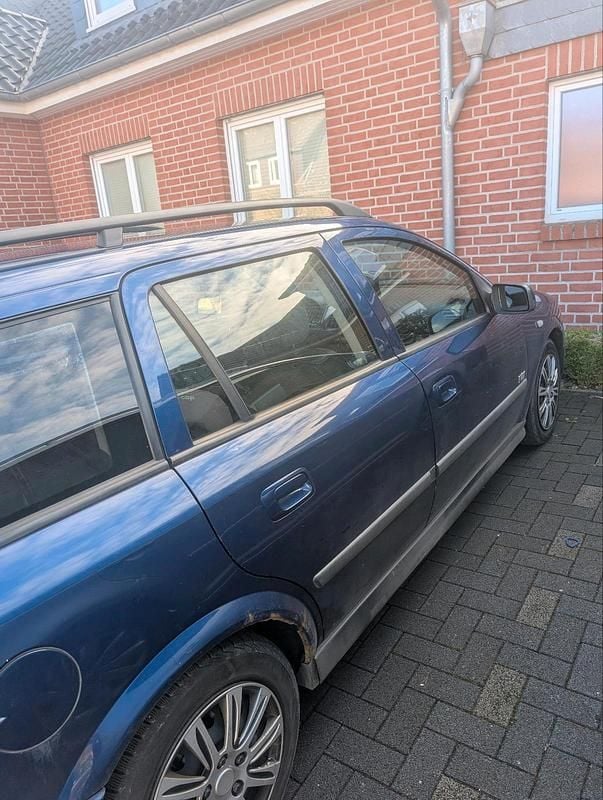 Gebraucht Opel Astra 103 PS (75 kW) 2003 Blau Kombi