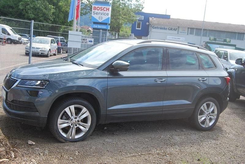 Grau Gebraucht 2020 Skoda Karoq Style SUV | 29.500 € (Fairer Preis) - Bild 1/4