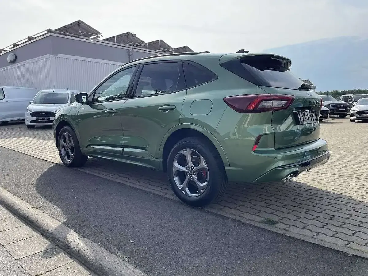 Neu Ford Kuga ST-Line X 243 PS (178 kW) 2026 Dynamicblaumetallic SUV