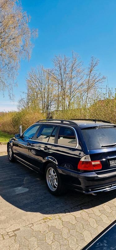 Usata BMW 320 150 CV (110 kW) 2003 Blu Station wagon