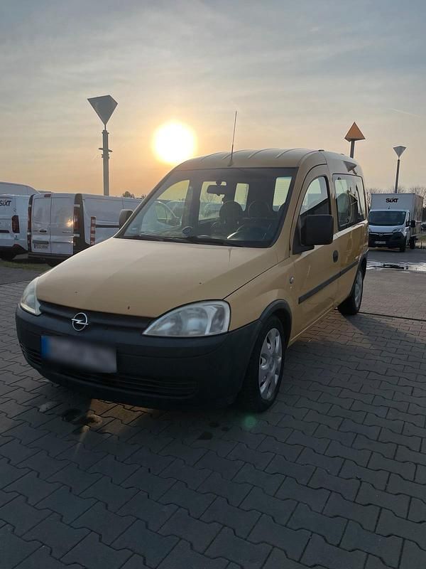 Gebraucht Opel Combo 101 PS (74 kW) 2004 Gelb Van / Kleinbus