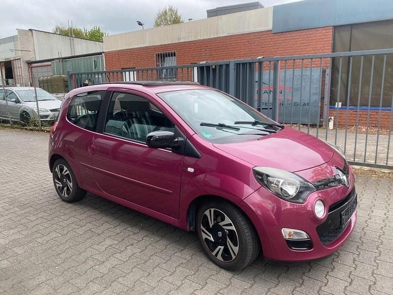 Gebraucht Renault Twingo Initiale Paris 75 PS (55 kW) 2014 Violett Kleinwagen