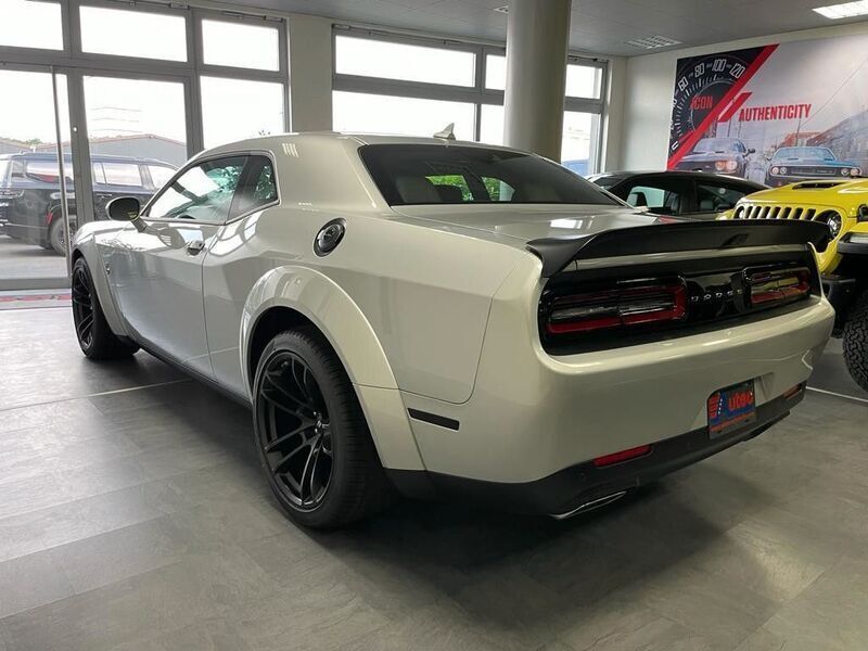 Gebraucht Dodge Challenger 492 PS (361 kW) 2024 Silber Coupé