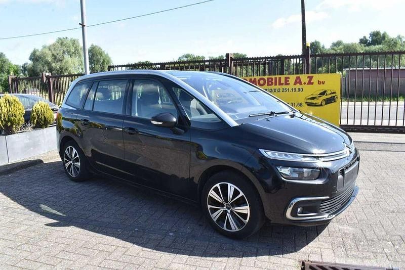 Schwarz Gebraucht 2018 Citroën C4 SpaceTourer Shine Van / Kleinbus | 7.499 € (Guter Preis) - Bild 1/4
