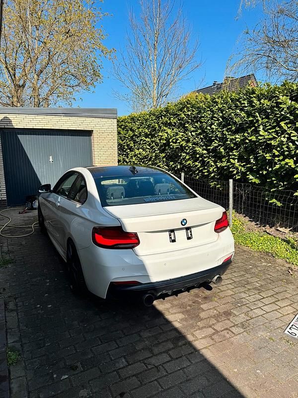 Gebraucht BMW M235 326 PS (239 kW) 2016 Weiß Coupé