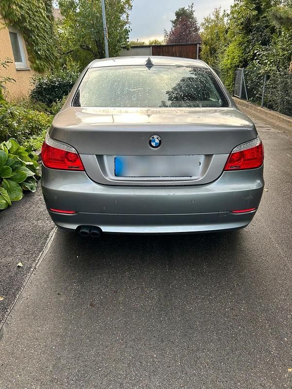 Grau Gebraucht 2008 BMW 523 Limousine | 2.950 € (Superpreis) - Bild 1/4