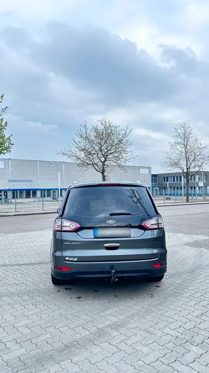 Gebraucht Ford Galaxy 150 PS (110 kW) 2019 Grau Van / Kleinbus