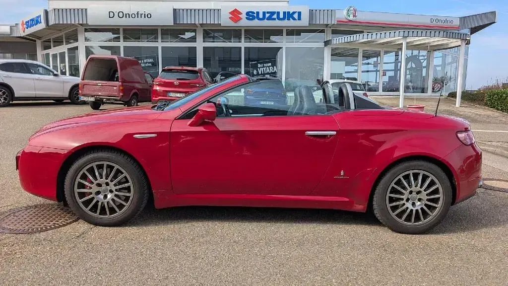 Gebraucht Alfa Romeo Spider 185 PS (136 kW) 2009 Rot Cabrio
