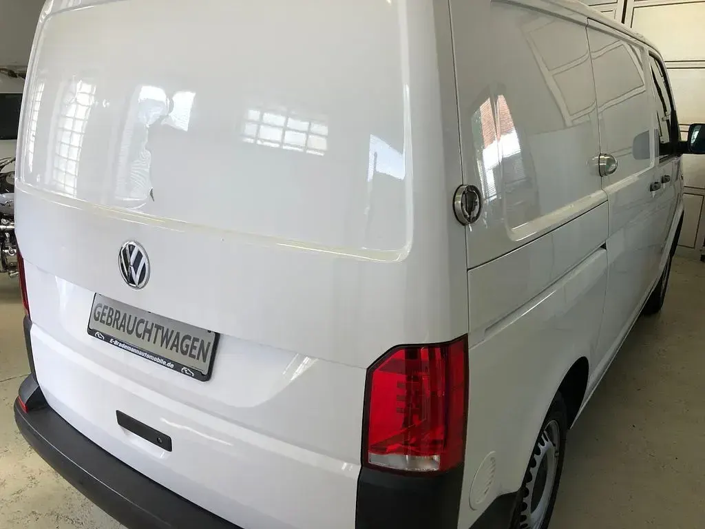 Gebraucht VW Transporter 110 PS (80 kW) 2021 Weiß Van